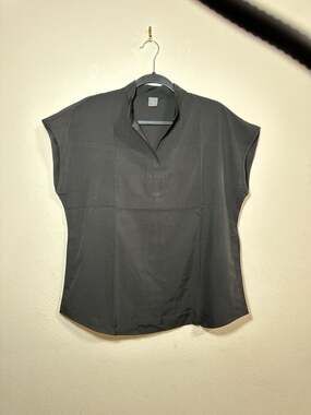 Black Scrub Set Women Mandarin Collar Cap Sleeve Top and Jogger Pants